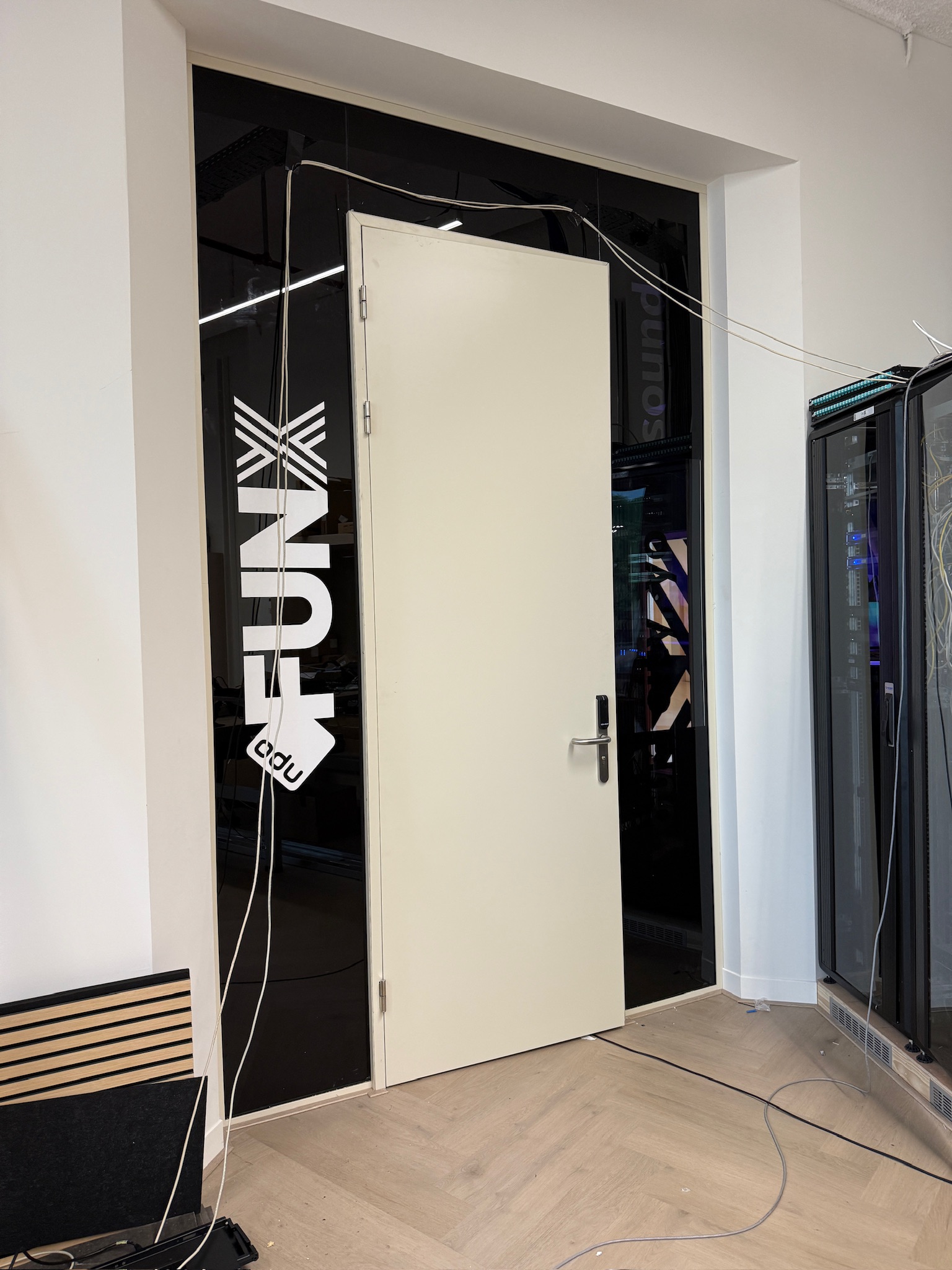 Reclame-uitingen voor FunX