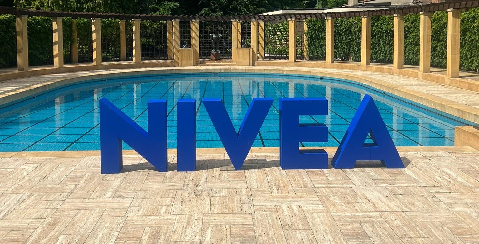 Piepschuim logo Nivea