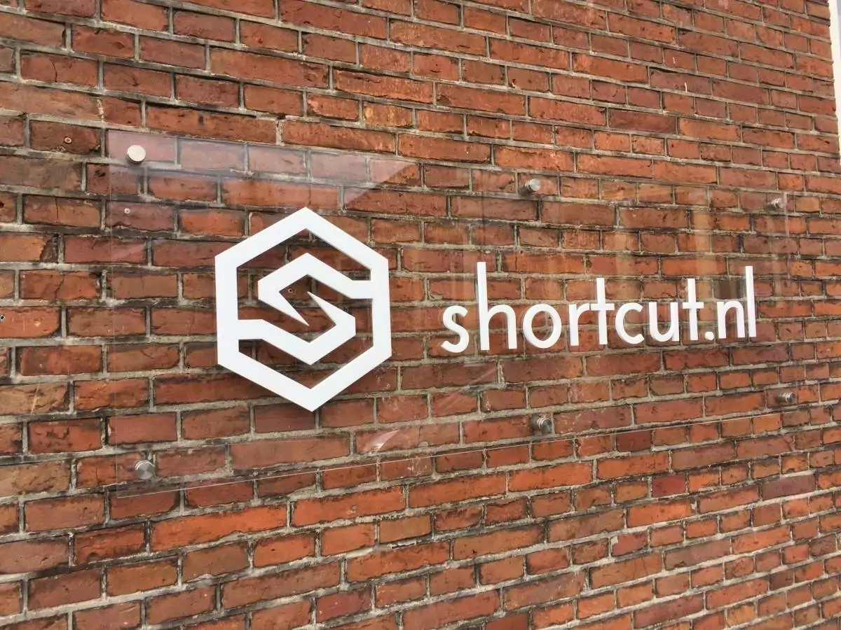 Gevelreclame Shortcut