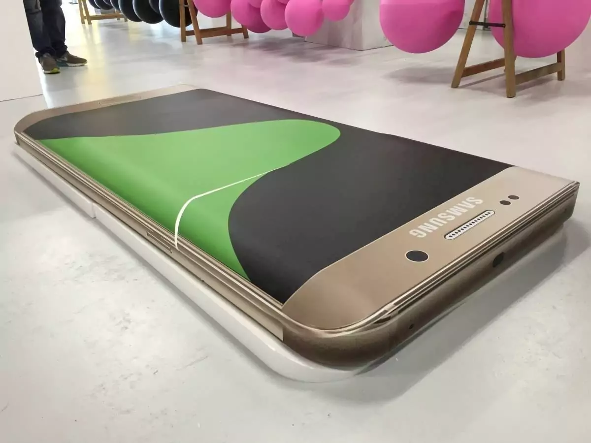 Piepschuim model Samsung op maat