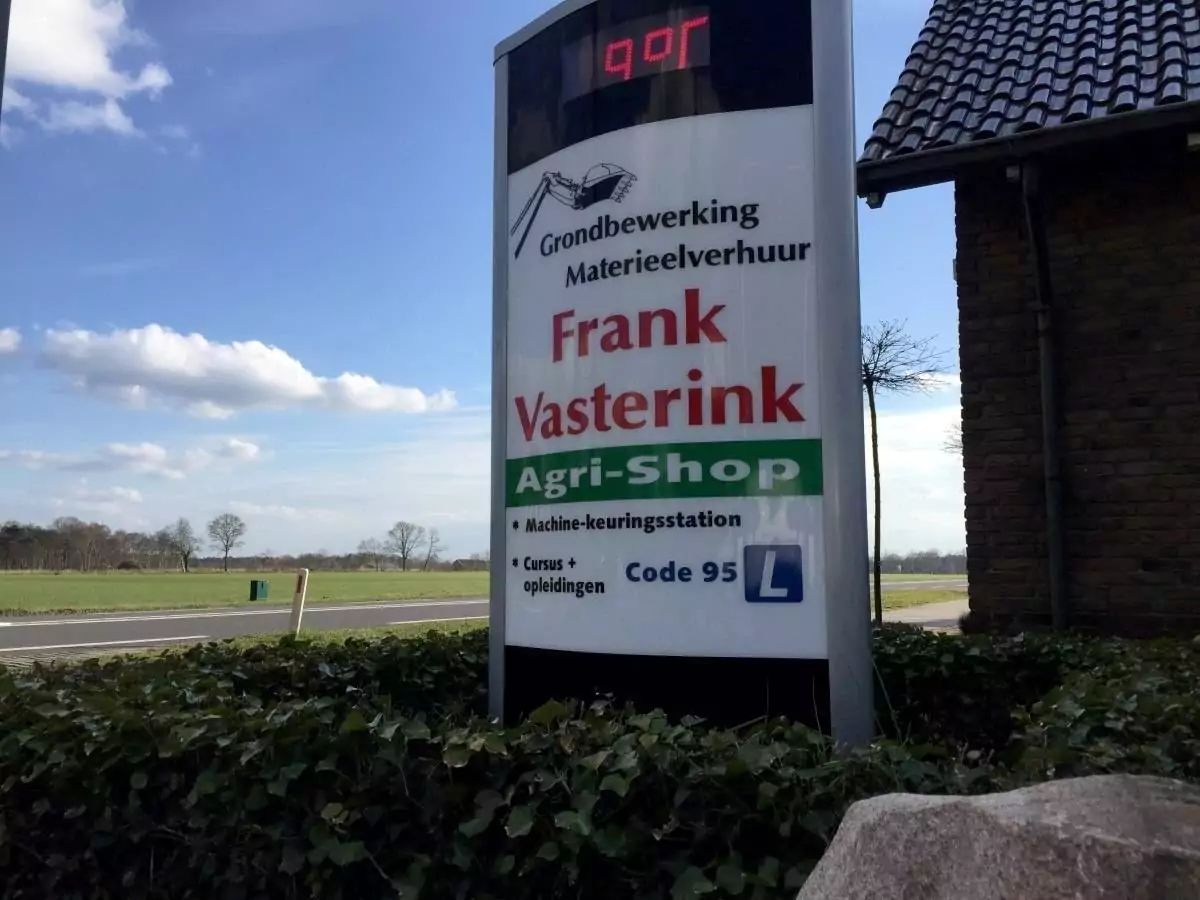 Stickers reclamezuil Frank Vasterink