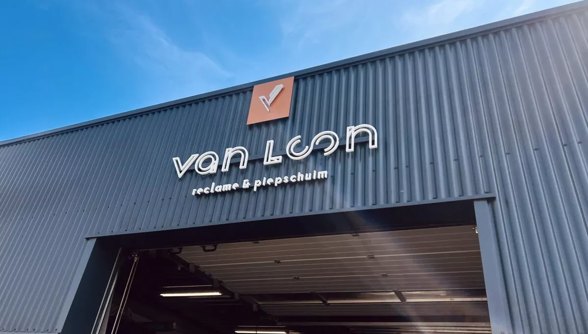 Van Loon gevelreclame Hengelo